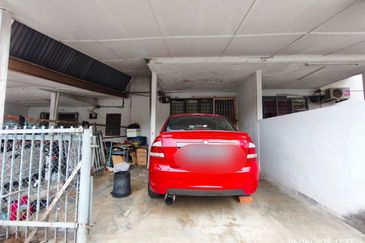 Taman Anggerik, Bandar Baru Salak Tinggi