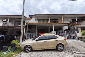 Taman Anggerik, Bandar Baru Salak Tinggi