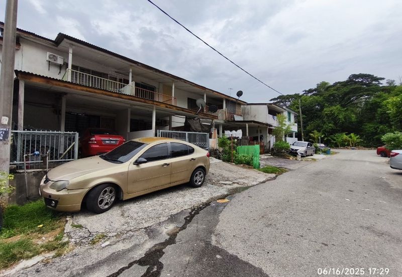 Taman Anggerik, Bandar Baru Salak Tinggi