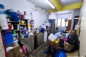 Taman Anggerik, Bandar Baru Salak Tinggi