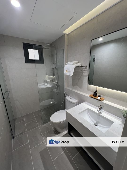 Tax Waived and Fully Furnished Freehold Beachfront Doorstep with Operator Management, Kedah, Langkawi