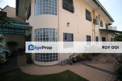 Freehold 40 X 152 feet Semi Detached House at Taman Selayang Baru facing Shop Lots for Sale!, Selangor, Selayang