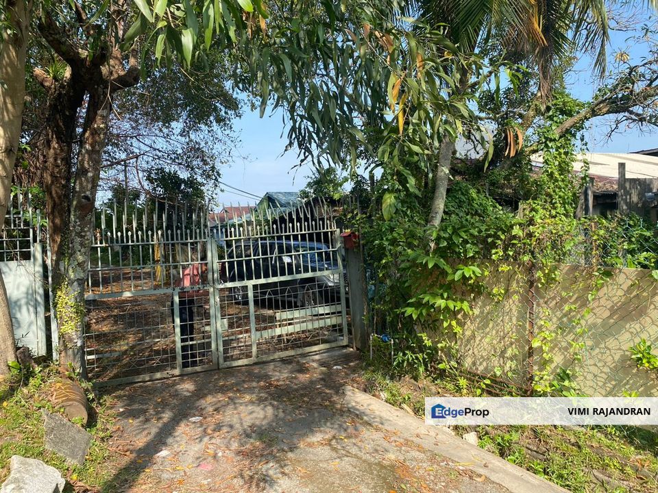 2 HOUSES FOR RENT WITH STORAGE AREA FOR AT JALAN PERMAI, KAMPUNG AMPANG INDAH, AMPANG, Selangor, Ampang