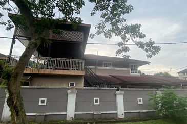 Jalan Bukit Antarabangsa 