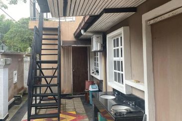 Jalan Bukit Antarabangsa 