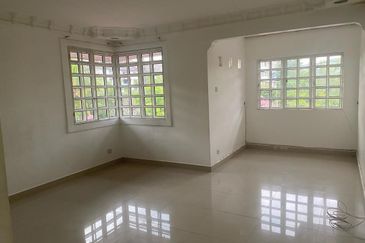 Jalan Bukit Antarabangsa 