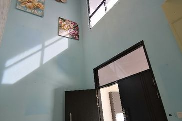 Verge 32 Taman Melawati 3 Storey Semi-D Ampang Renovated