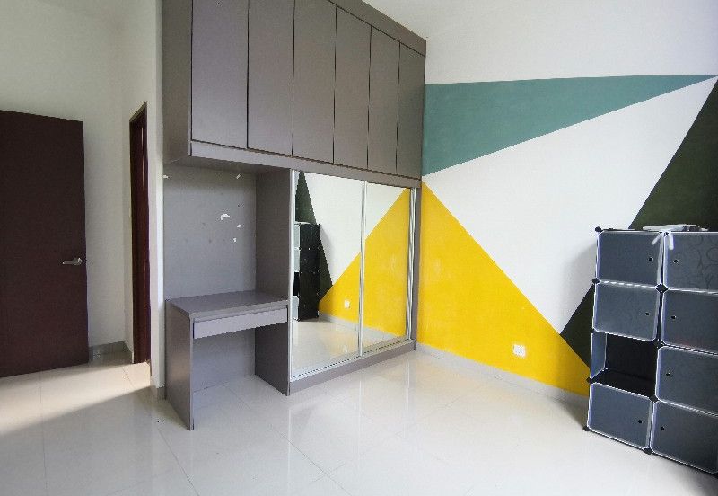 Verge 32 Taman Melawati 3 Storey Semi-D Ampang Renovated