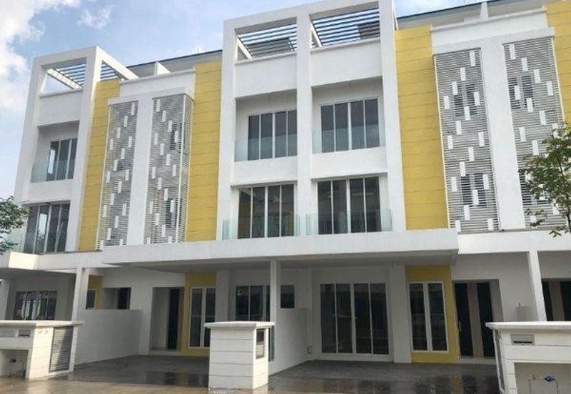 Taman Sri Hijau ( New Green Park )