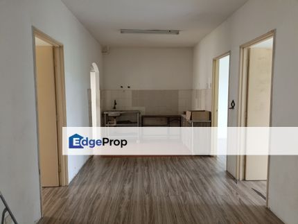 Well maintain walk up flat, Selangor, Puchong South
