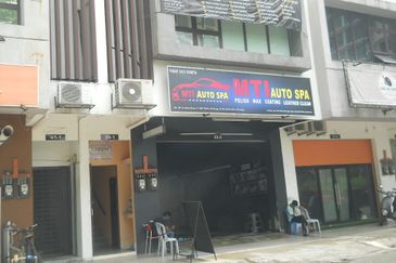 Bukit Jelutong