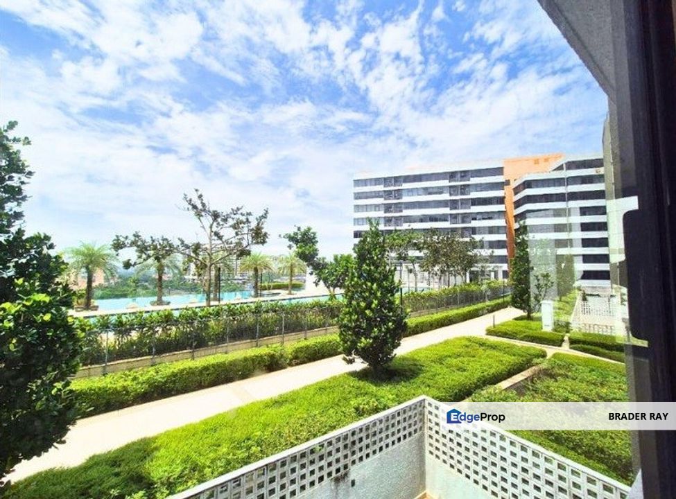 RADIA RESIDENCES CORNER Basic Unoccupied Unit 879 sqft Bukit Jelutong Seksyen U8 Shah Alam Selangor FOR RENT, Selangor, Bukit Jelutong