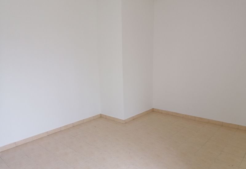  Cluster Semi D with extra land, Puncak Alam, 