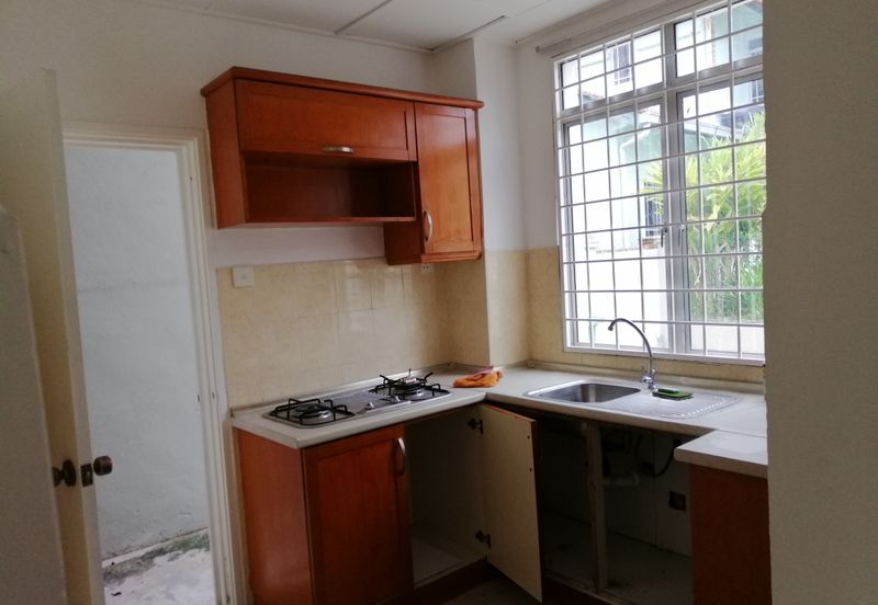  Cluster Semi D with extra land, Puncak Alam, 