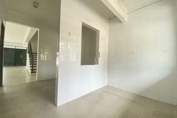 2.5 storey Corner Superlink, REIKA, USJ Height, Subang Jaya. NICE HOUSE