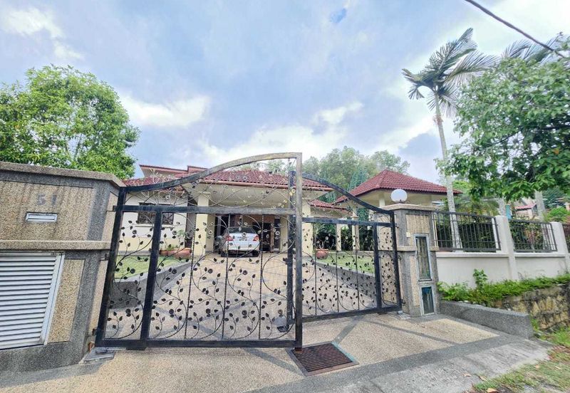 Banglo 2 tingkat 10,500 sqft , dekat masjid, Puncak Alam