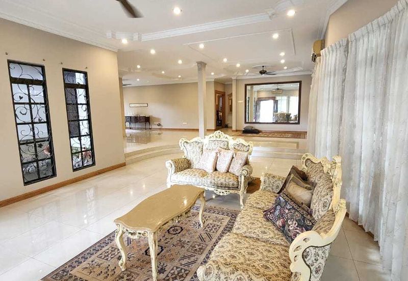 Banglo 2 tingkat 10,500 sqft , dekat masjid, Puncak Alam