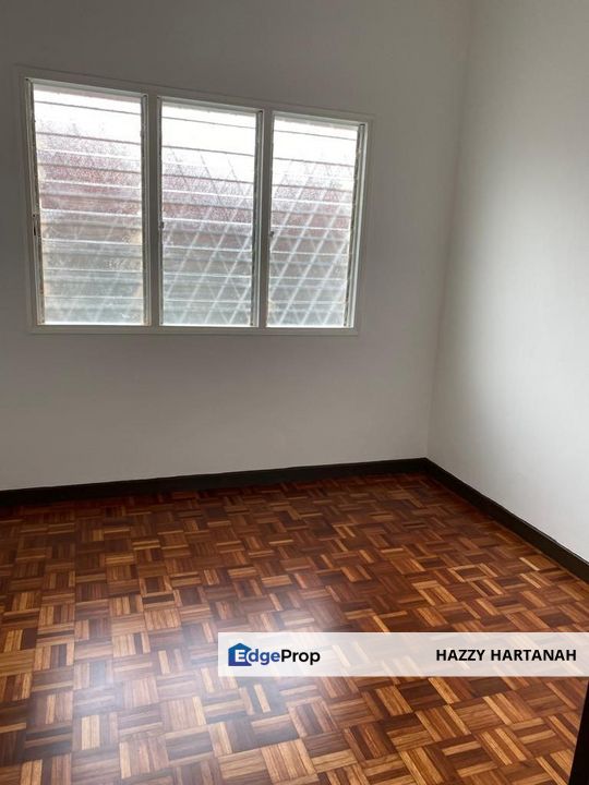 DS newly renovated linked house at USJ 9, Subang Jaya, Selangor, USJ