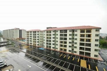 Residensi Warnasari 2