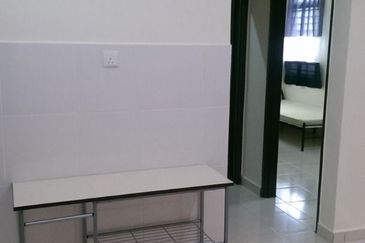 Residensi Warnasari 2