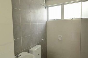 Residensi Warnasari 2