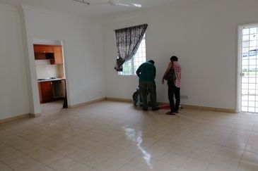 Cluster Semi D with extra land, Puncak Alam, 