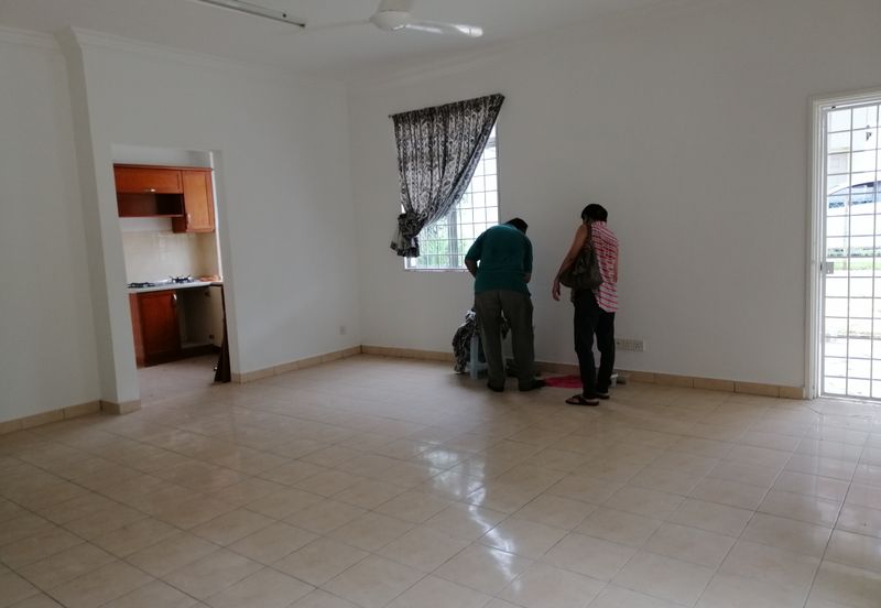 Cluster Semi D with extra land, Puncak Alam, 