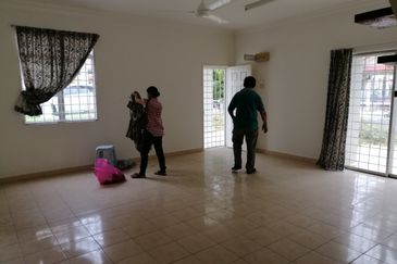 Cluster Semi D with extra land, Puncak Alam, 