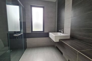 Hemingway Residence @ Bandar Seri Coalfields