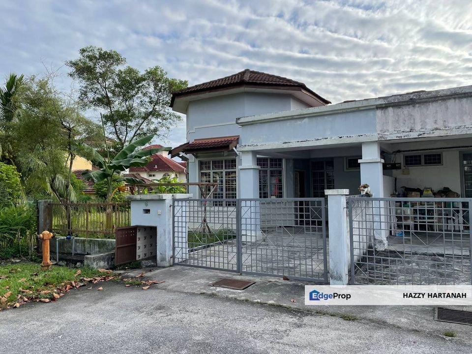 Semi D, Setingkat. End lot. Tanah Luas! 5526 sqft Puncak Alam. Dekat Masjid. untuk dijual!. Direct to owner!. Bumi / non bumi boleh beli!, Selangor, Bandar Puncak Alam