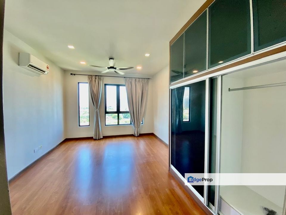 Zefer hill residence for sale bandar puchong jaya puchong, Selangor, Puchong