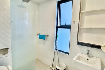 Zefer Hill Residence