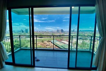 Zefer Hill Residence