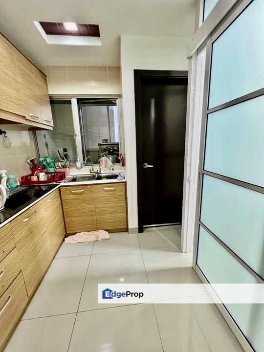 Zen residence condominium for sale fully furnished unit batu 14 puchong, Selangor, Puchong