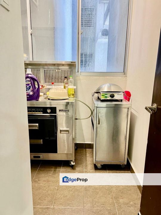 Zen residence condominium for sale fully furnished unit batu 14 puchong, Selangor, Puchong