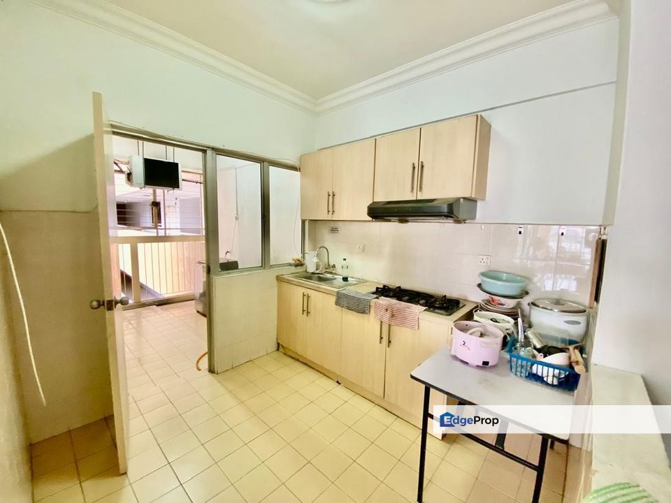 Koi tropika condominium for sale taman industri pusat bandar puchong, Selangor, Bandar Puteri Puchong