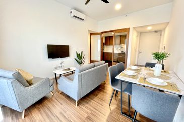 UNA Serviced Apartment