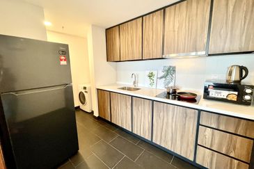 UNA Serviced Apartment