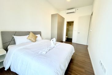 UNA Serviced Apartment