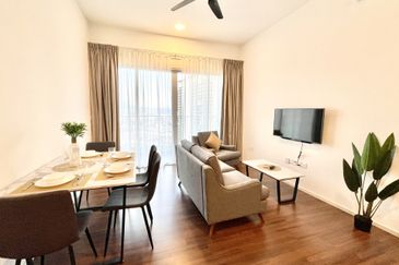 UNA Serviced Apartment