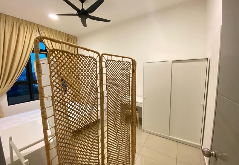 B11 Parkland Residence