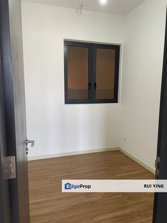 V Residence Brand New Unit High Level , Pool View, Kuala Lumpur, Cheras