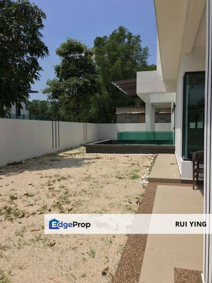 Limited Unit  3 Storey Bungalow Bandar Mahkota Cheras , Selangor, Cheras