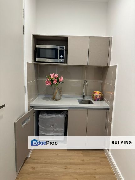 Trion 1r1b for rent, with Mini Fridge and microwave, Ready to Move In, Kuala Lumpur, Pudu