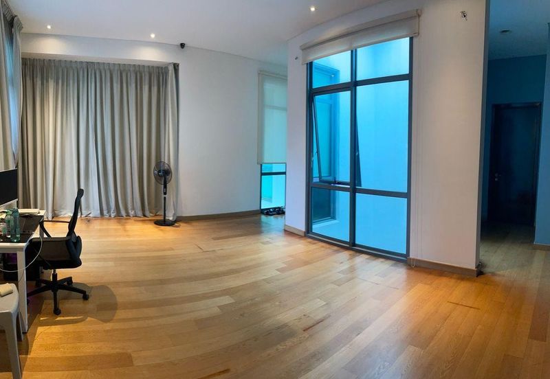 The Residence, Mont Kiara