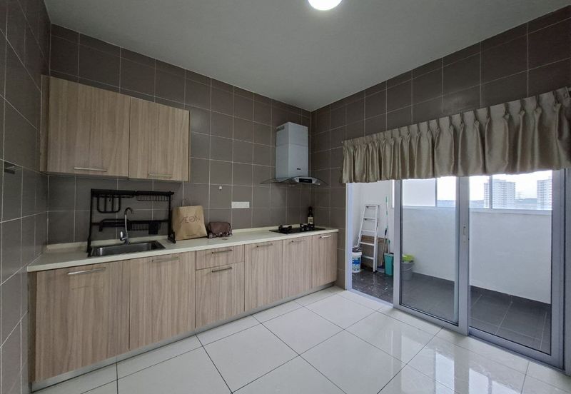 Aurora Residence @ Lake Side City