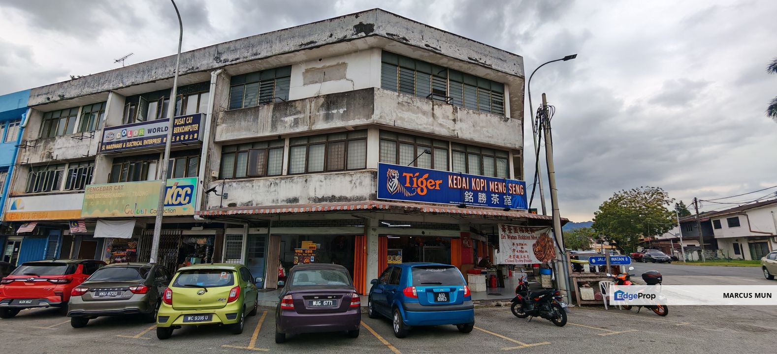Rare 3 Adjoining Units, 1st Floor Freehold Shop Office, Selangor, Ampang