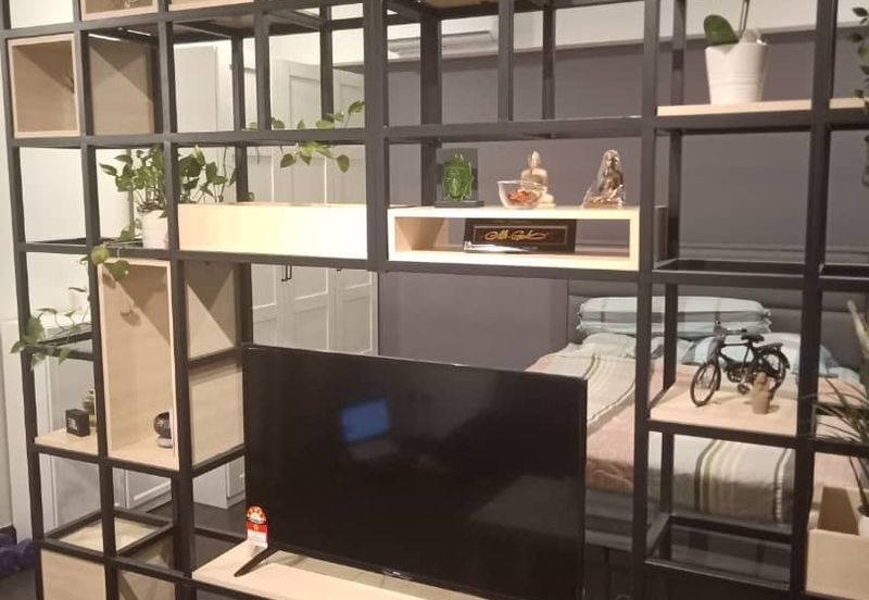 28 Boulevard (28 BLVD)