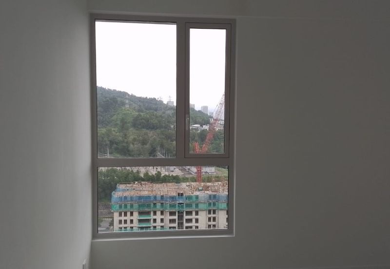 Lakefront Condominium | Emerald Hills @ Alam Damai