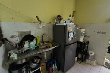 Tasik Heights Apartment